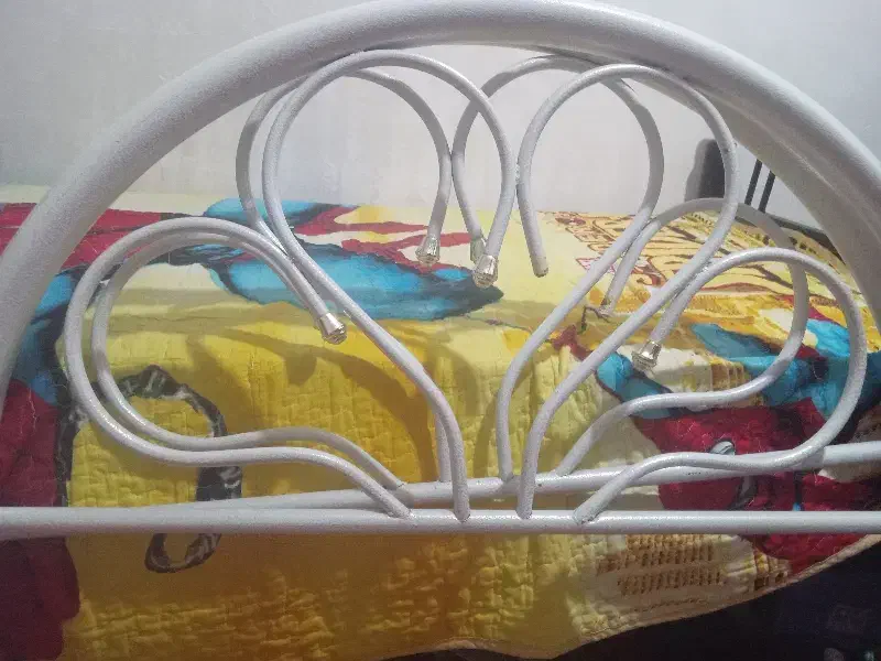 تخت‌خواب یک نفره|تخت و سرویس خواب|مسجد سلیمان, |دیوار