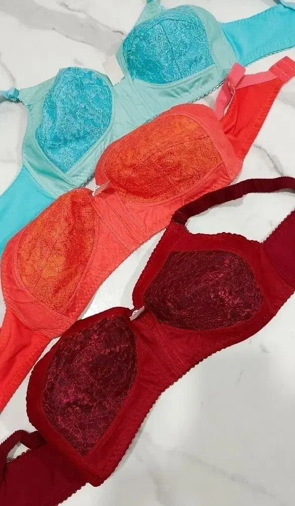 سوتین زنانه حراج شد|لباس|خرم‌آباد, |دیوار