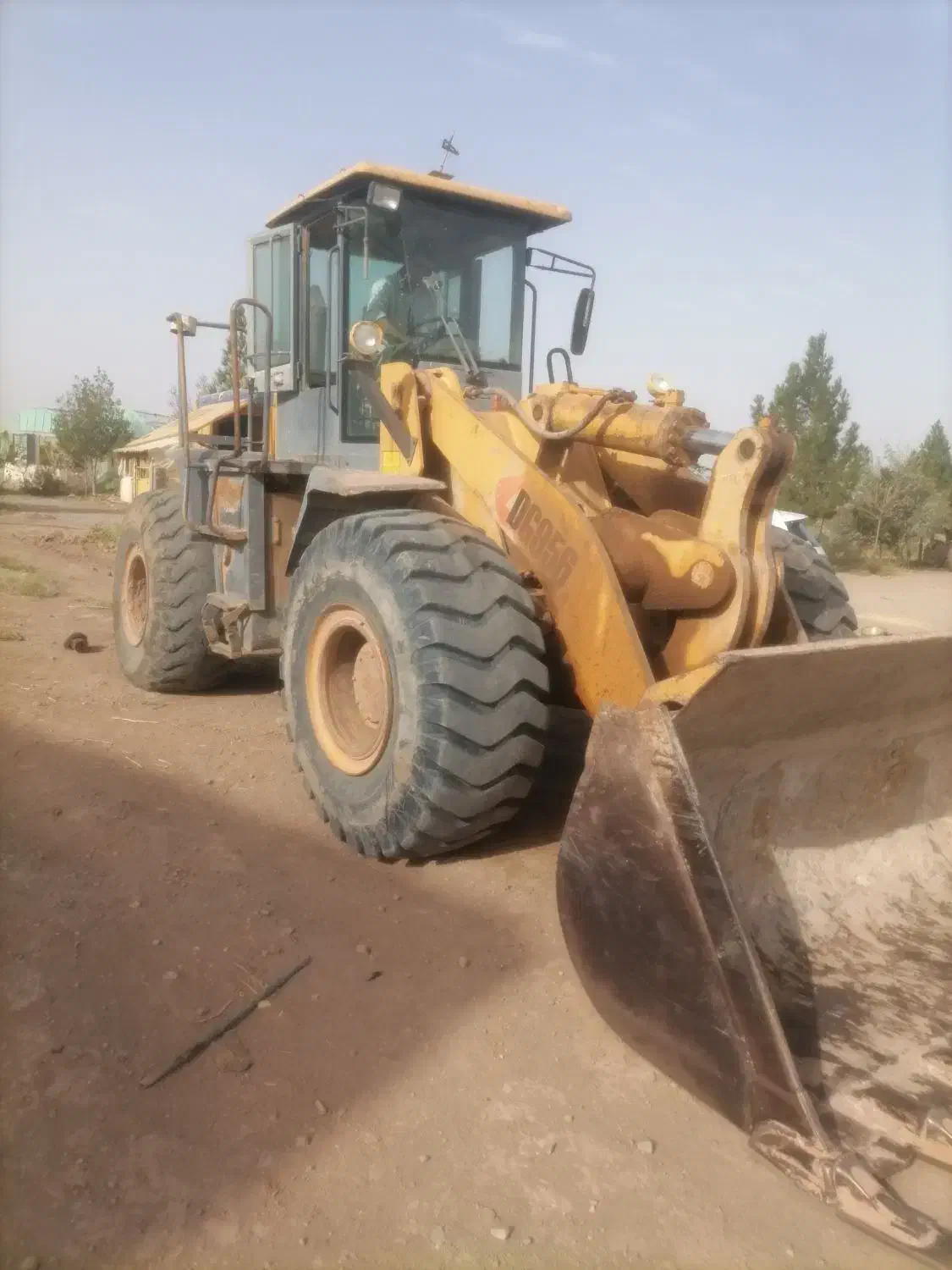 لودر zl50 مدل 2007 گیربکس برقی ZF فاروب|خودرو سنگین|نیشابور, فضل|دیوار