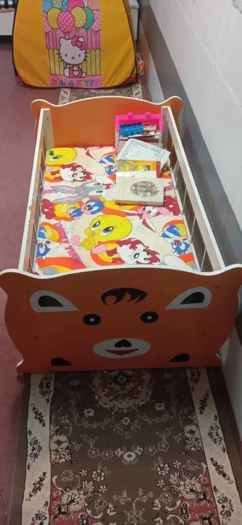 فروش فوری تخت گهواره به علت اثاث کشی منزل|تخت و صندلی بچه|بهبهان, |دیوار