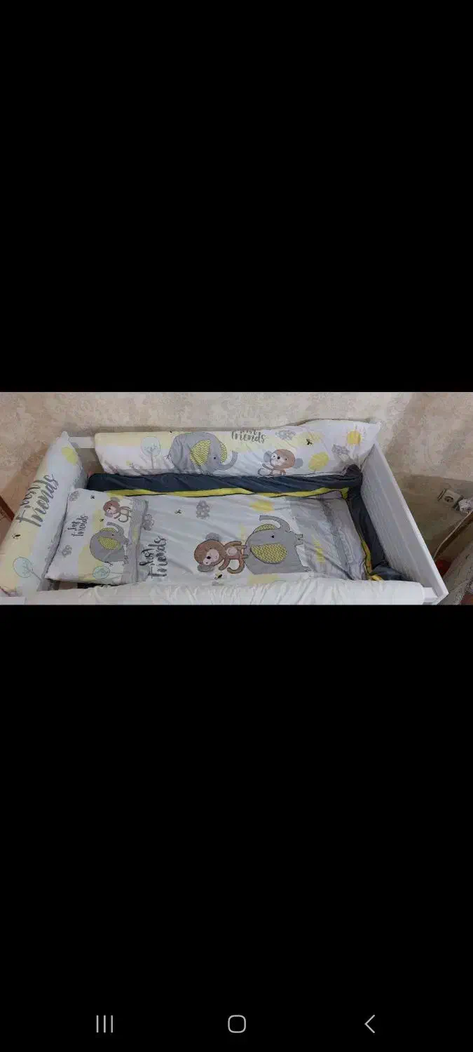 تخت و گهواره نوزاد کاملا نو و سالم و تمیز|اسباب و اثاث بچه|مشهد, هفت تیر (حافظ)|دیوار