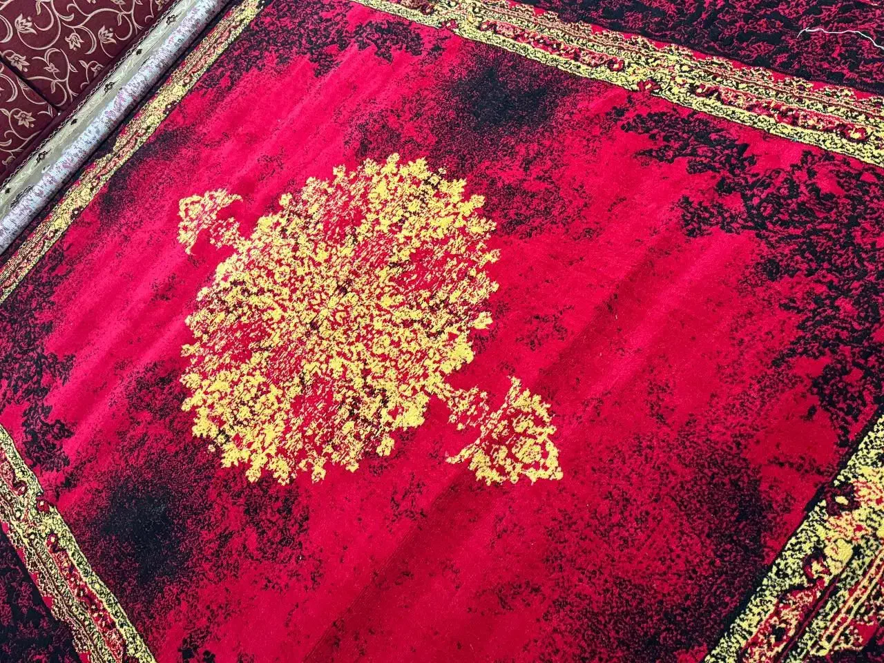 فرش ۹متری ۲ عدد رنگ لاکی جدید|فرش|ملارد, |دیوار