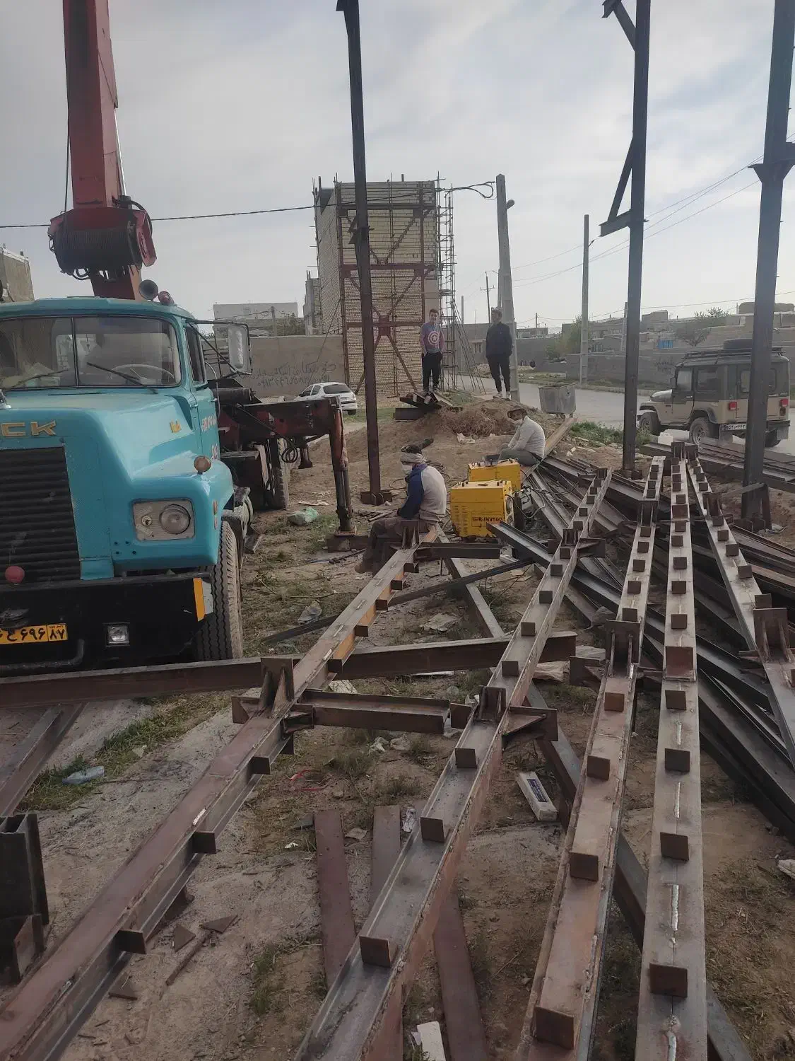 جوشکاری انواع سازه های فلزی|خدمات پیشه و مهارت|بیجار, |دیوار