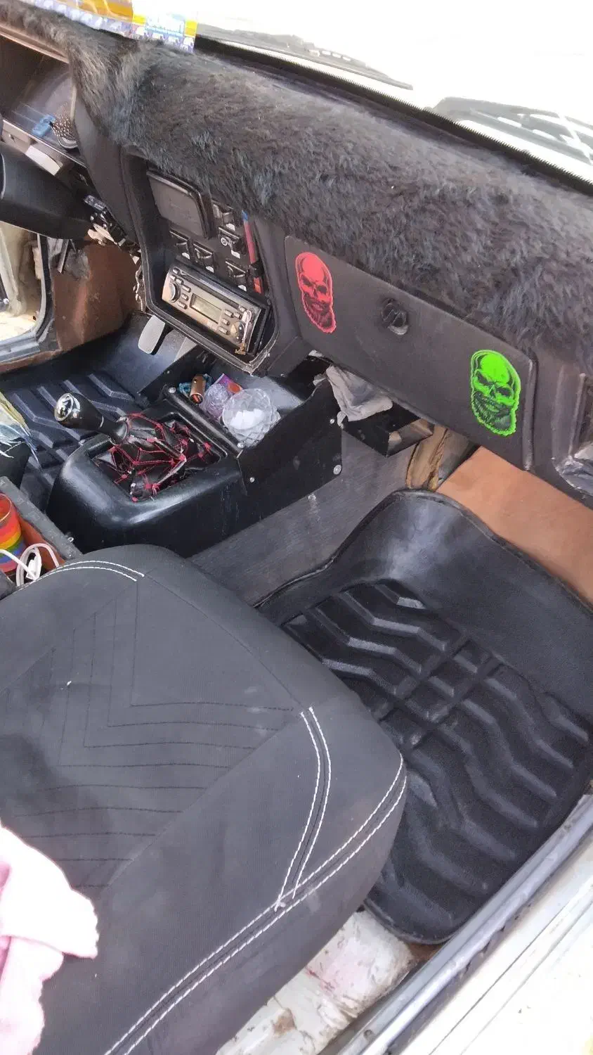 وانت فروشی|خودرو سواری و وانت|سبزوار, چهارراه فرودگاه|دیوار