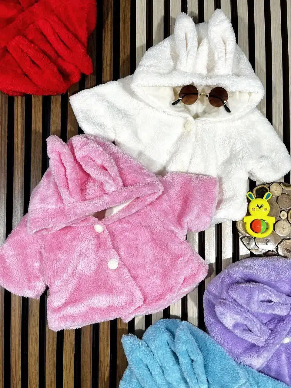 شنل|کفش و لباس بچه|وراوی, |دیوار