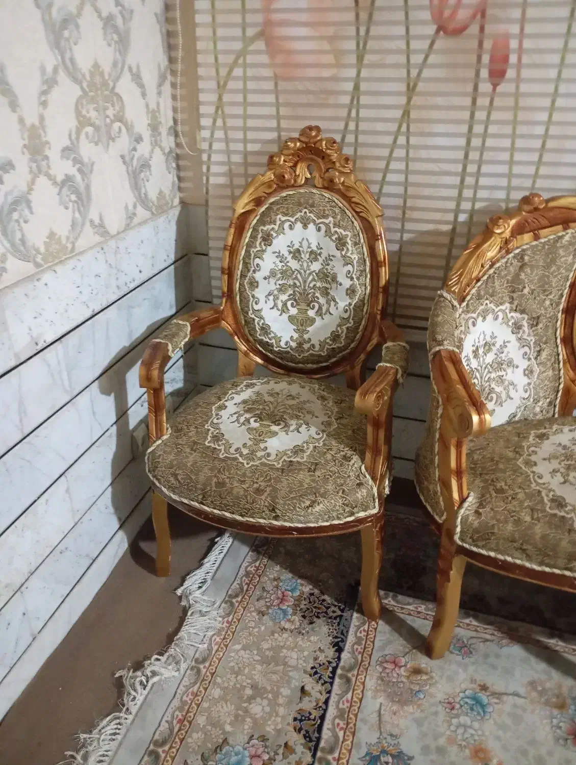 مبلمان سلطنتی|مبلمان خانگی و میز عسلی|کاشان, قطب راوندی|دیوار