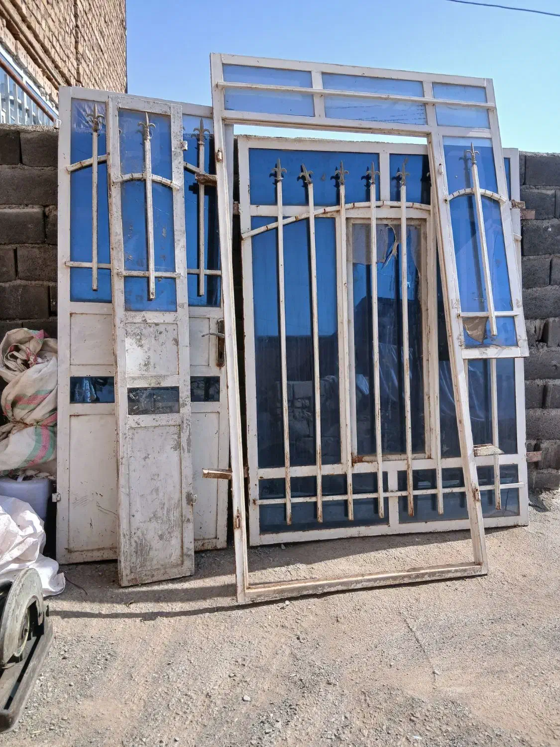 پنجره|مصالح و تجهیزات ساختمان|تربت جام, جامرود|دیوار