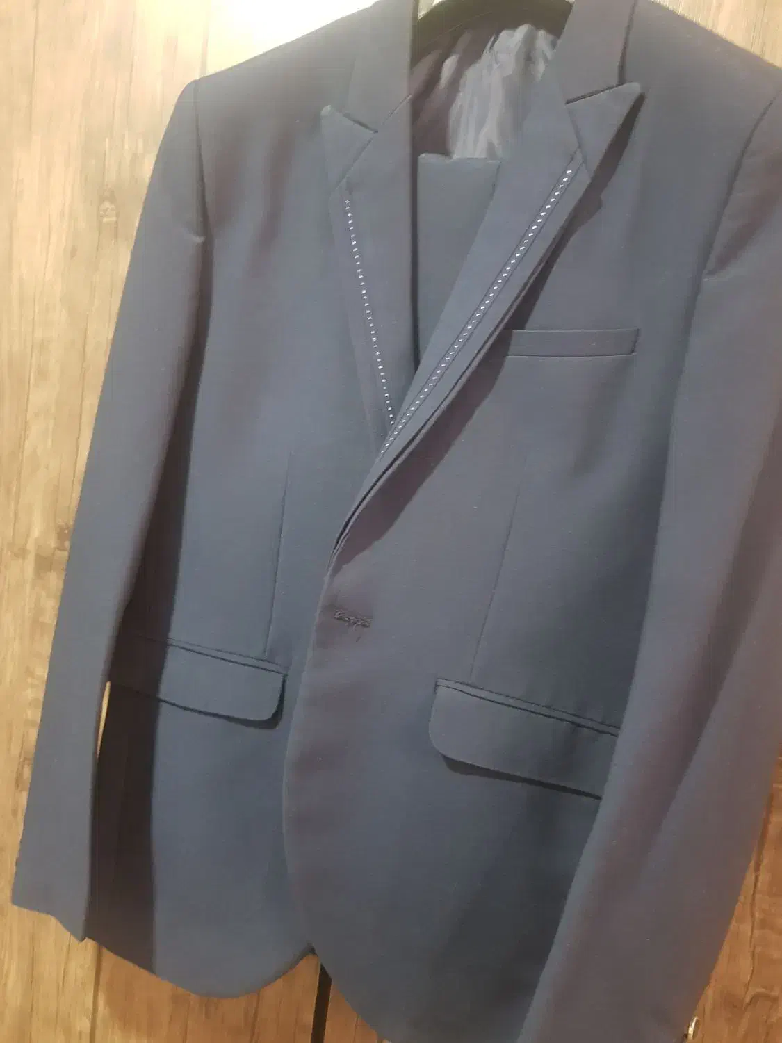 کت شلوار|لباس|فولادشهر, C4|دیوار