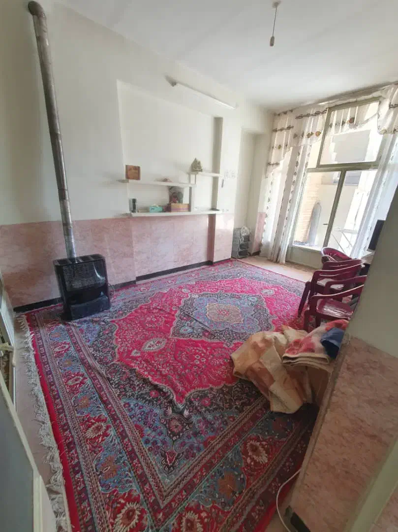 2 طبقه آهن آجر قابل سکونت|فروش خانه و ویلا|نجفآباد, رجایی شمالی|دیوار