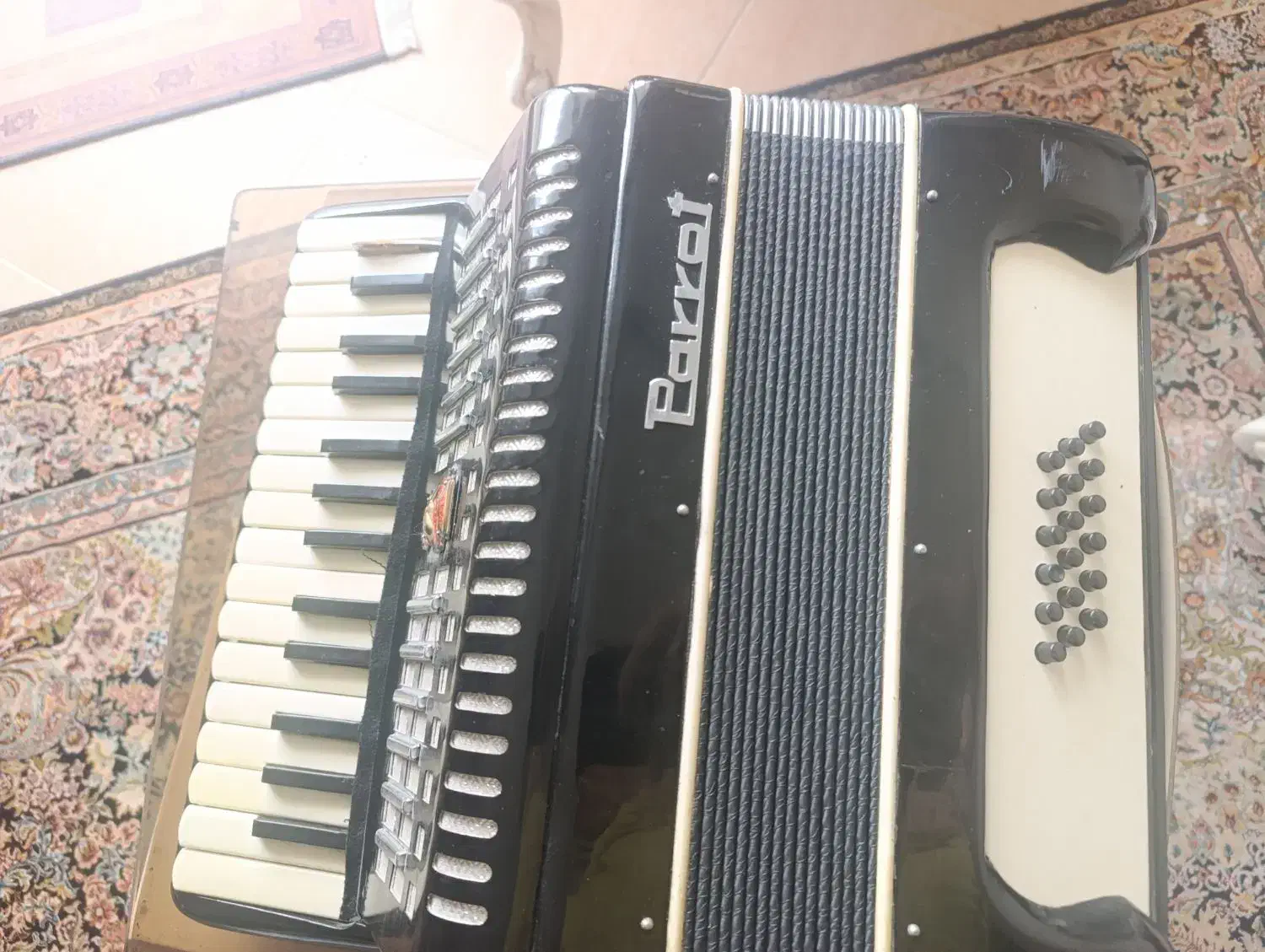 ارکاردون|پیانو، کیبورد، آکاردئون|فولادشهر, C7|دیوار