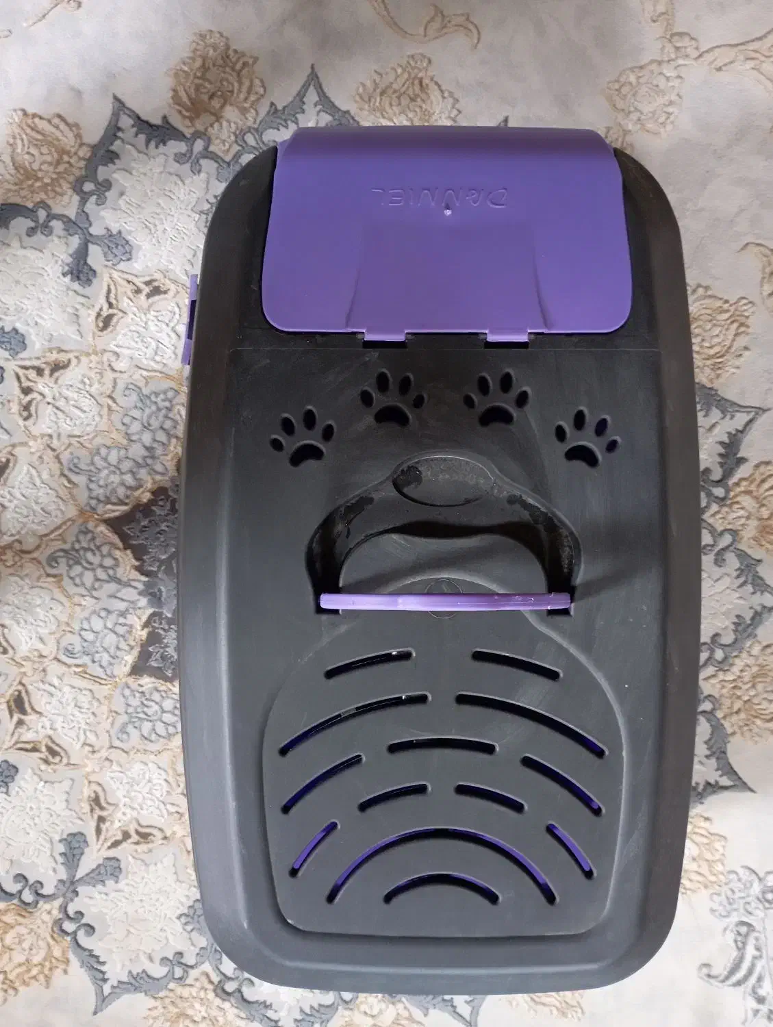 باکس گربه در حد نو و تمیز بعلت فروش گربه|لوازم جانبی حیوانات|قائمشهر, |دیوار