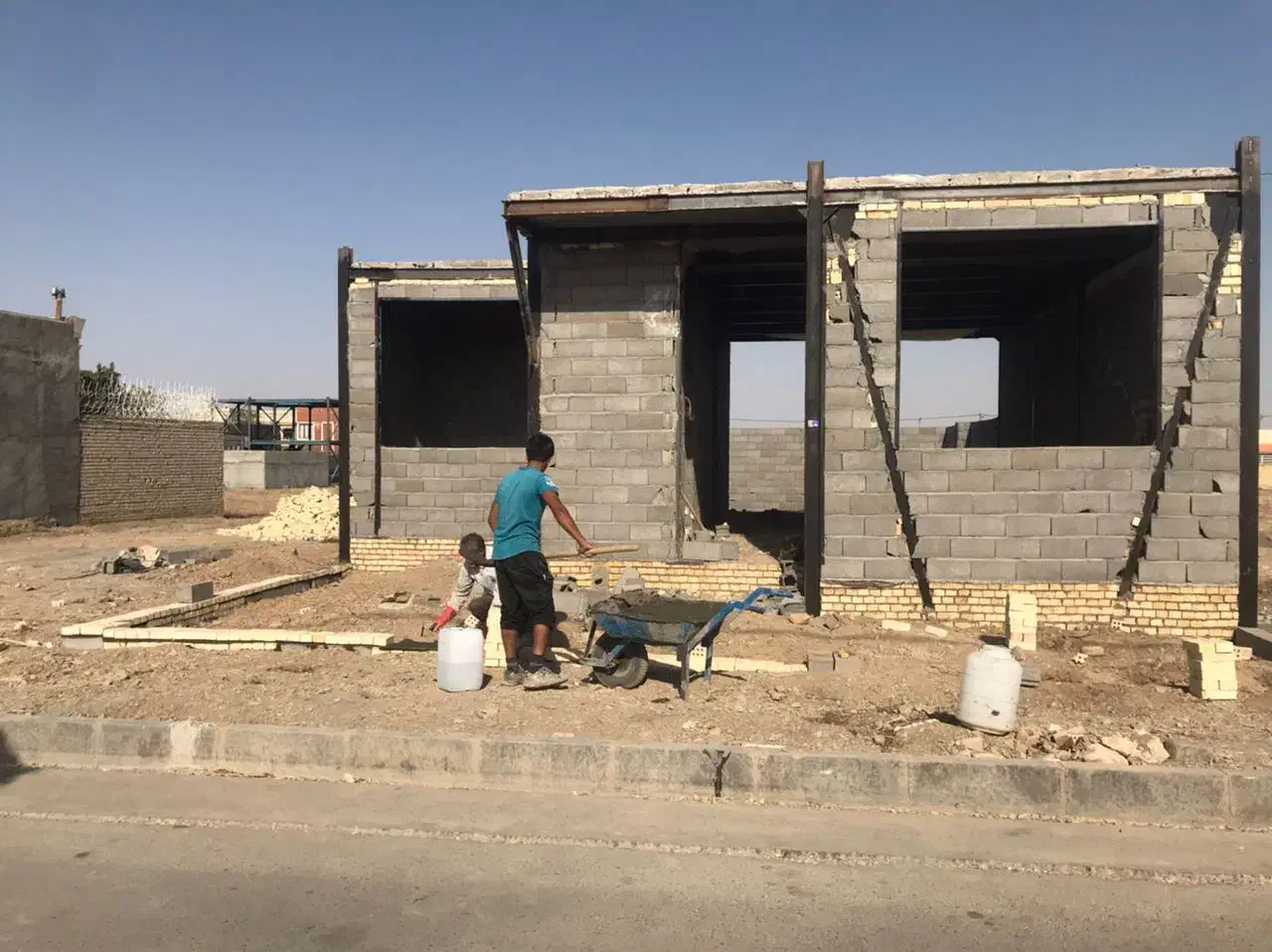 ۲۰۰ متر ویلایی سفت کاری|فروش خانه و ویلا|گلبهار, شهر جدید گلبهار|دیوار