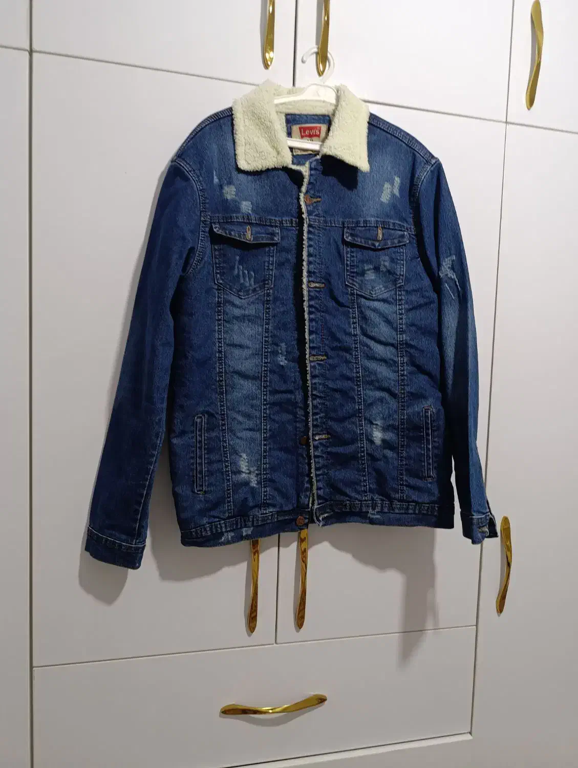 حراج لباس نو|لباس|پرند, فاز ۵|دیوار