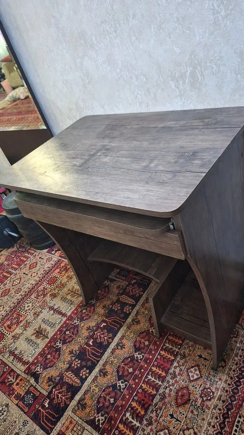 میز کامپیوتر|میز تحریر و کامپیوتر|کرج, شهرک امام رضا (ع)|دیوار