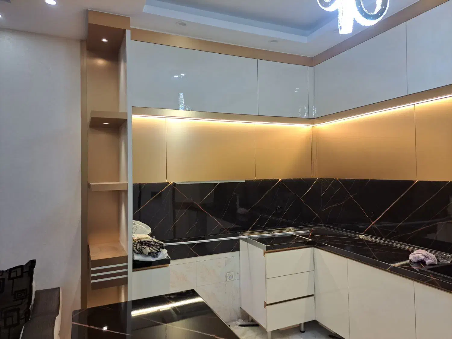 استخدام کابینت ساز|استخدام صنعتی، فنی، مهندسی|باسمنج, |دیوار