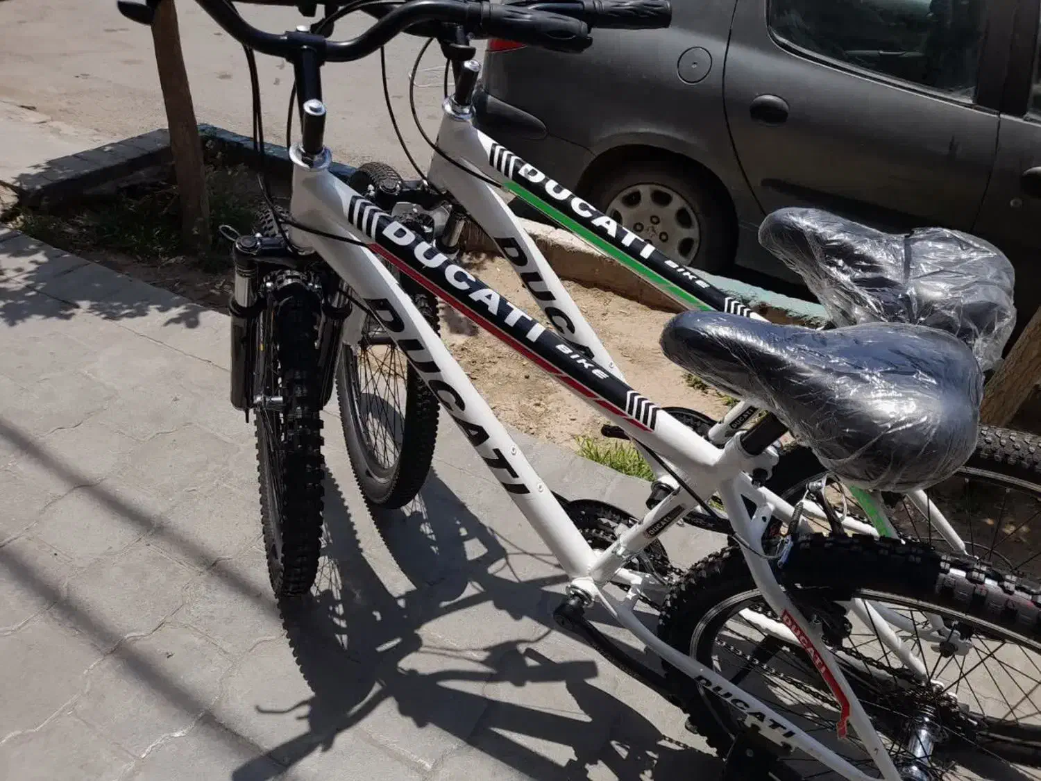 دوچرخه۲۶کوهستان۲۱دنده کلاجدار دوشاخ کمک دار دوکاتی|دوچرخه، اسکیت، اسکوتر|حمیدیا, |دیوار