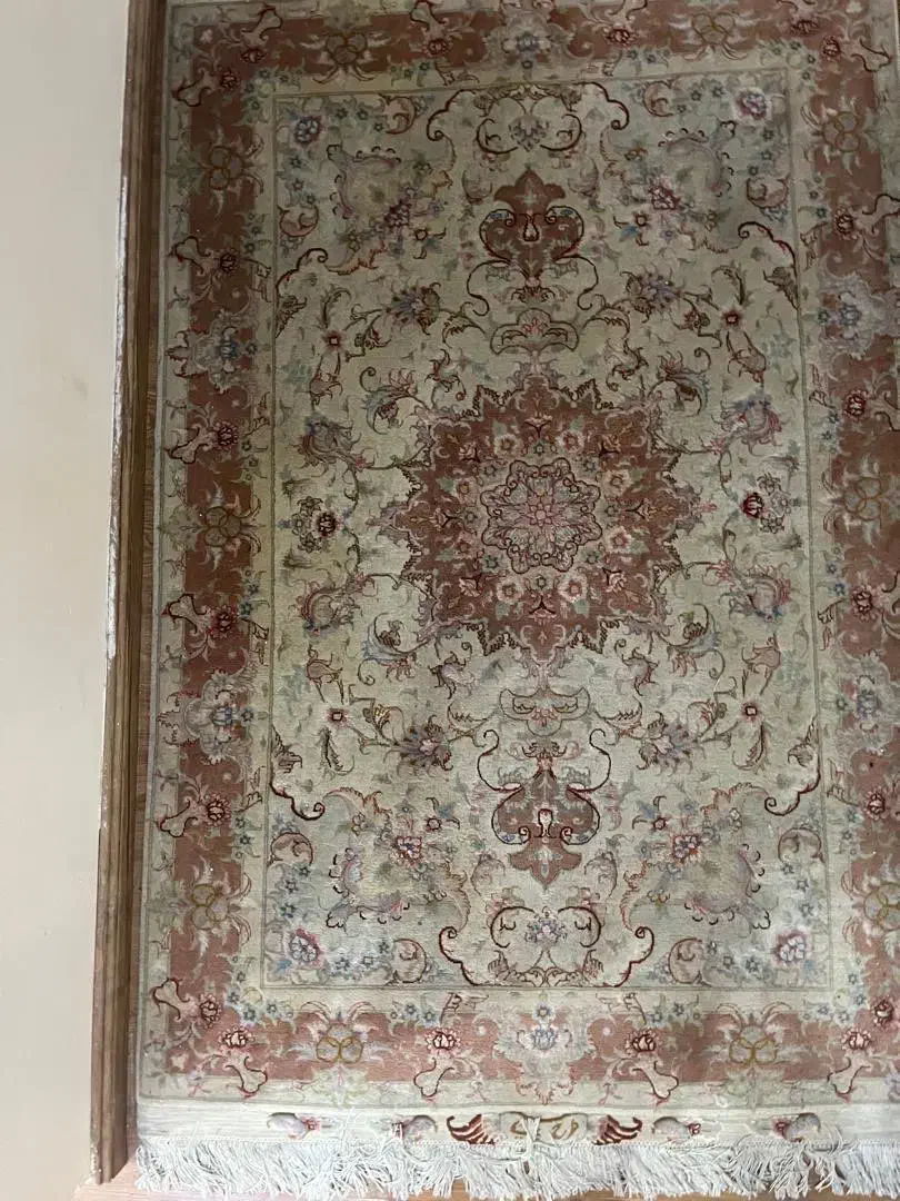 دو قالیچه ابریشم علیا تبریز نفیس و اصیل|فرش|پردیس, فاز ۲|دیوار