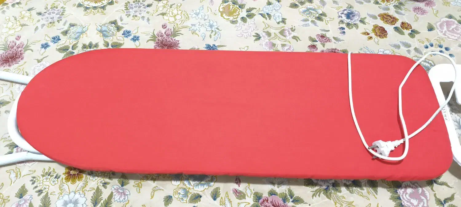 میز اتو قرمز ایستاده پریز دار.|اتو و لوازم اتو|یاسوج, |دیوار