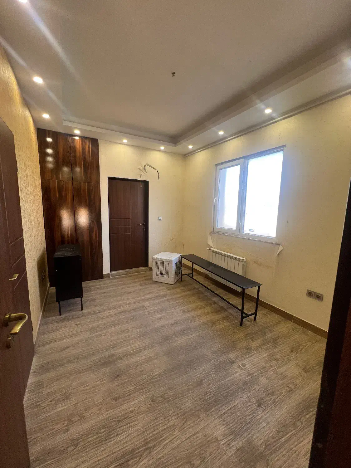 اجاره اتاق اختصاصی در سالن زیبایی|خدمات آرایشگری و زیبایی|رشت, گلسار|دیوار