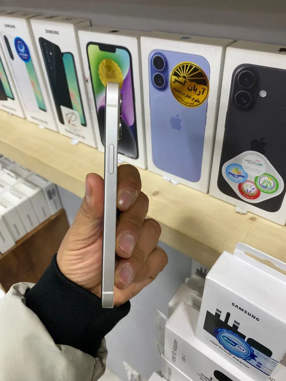 آیفون ۱۲ نرمال 256 گیگ|موبایل|قم, زنبیل آباد|دیوار