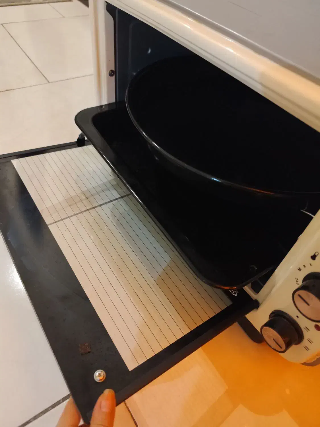 اون تستر|اجاق گاز و لوازم برقی پخت‌وپز|اندیشه, اندیشه فاز ۱|دیوار