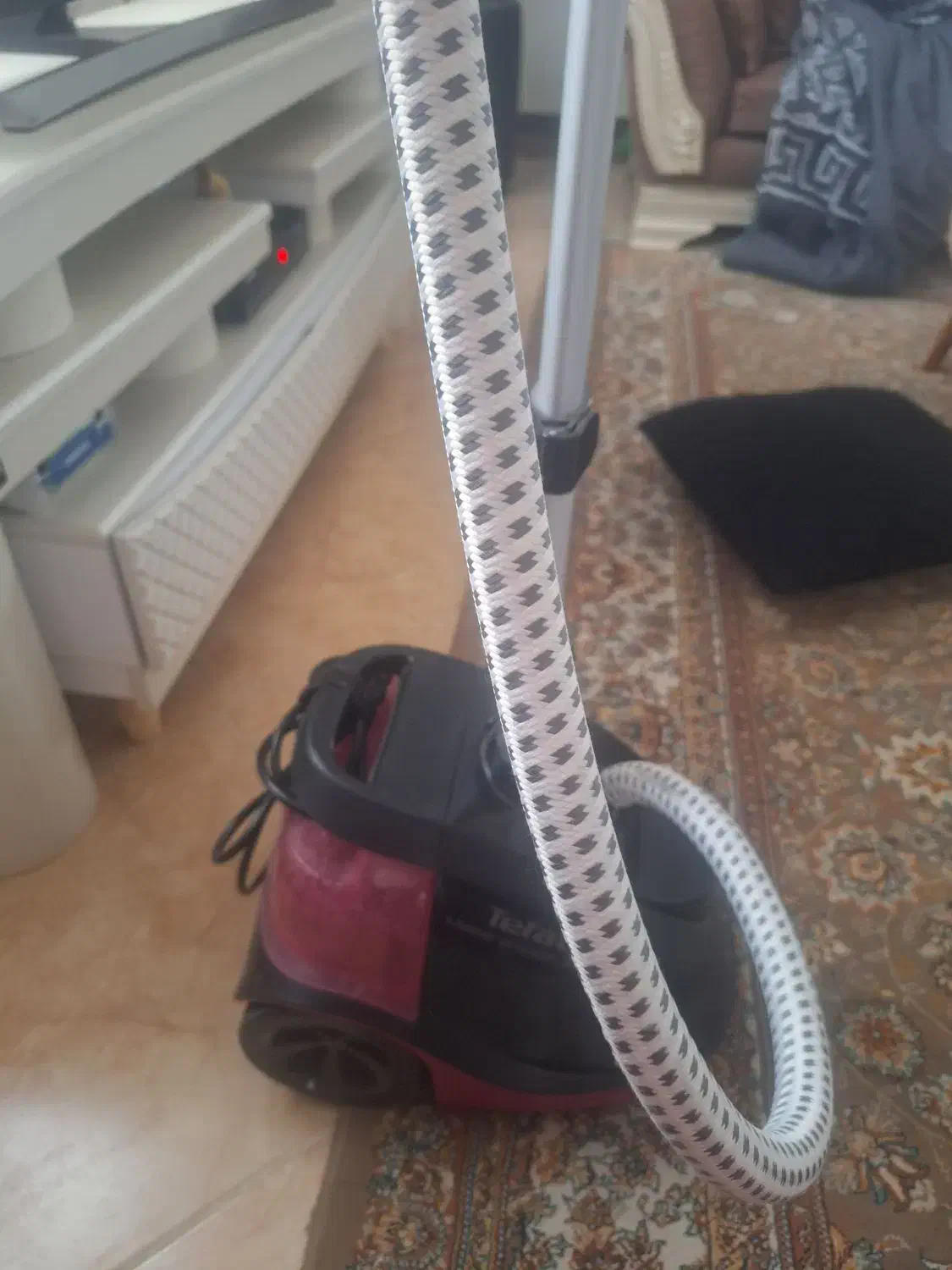 یک عدد اتوی ایستاده مارک تفال در حد نو|اتو و لوازم اتو|گلوگاه بابل (گلیا), |دیوار