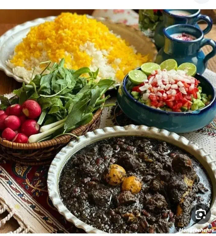 ارائه بهترین و با کیفیت ترین غذاهای مجلسی|خدمات پذیرایی، مراسم|آبادان, |دیوار