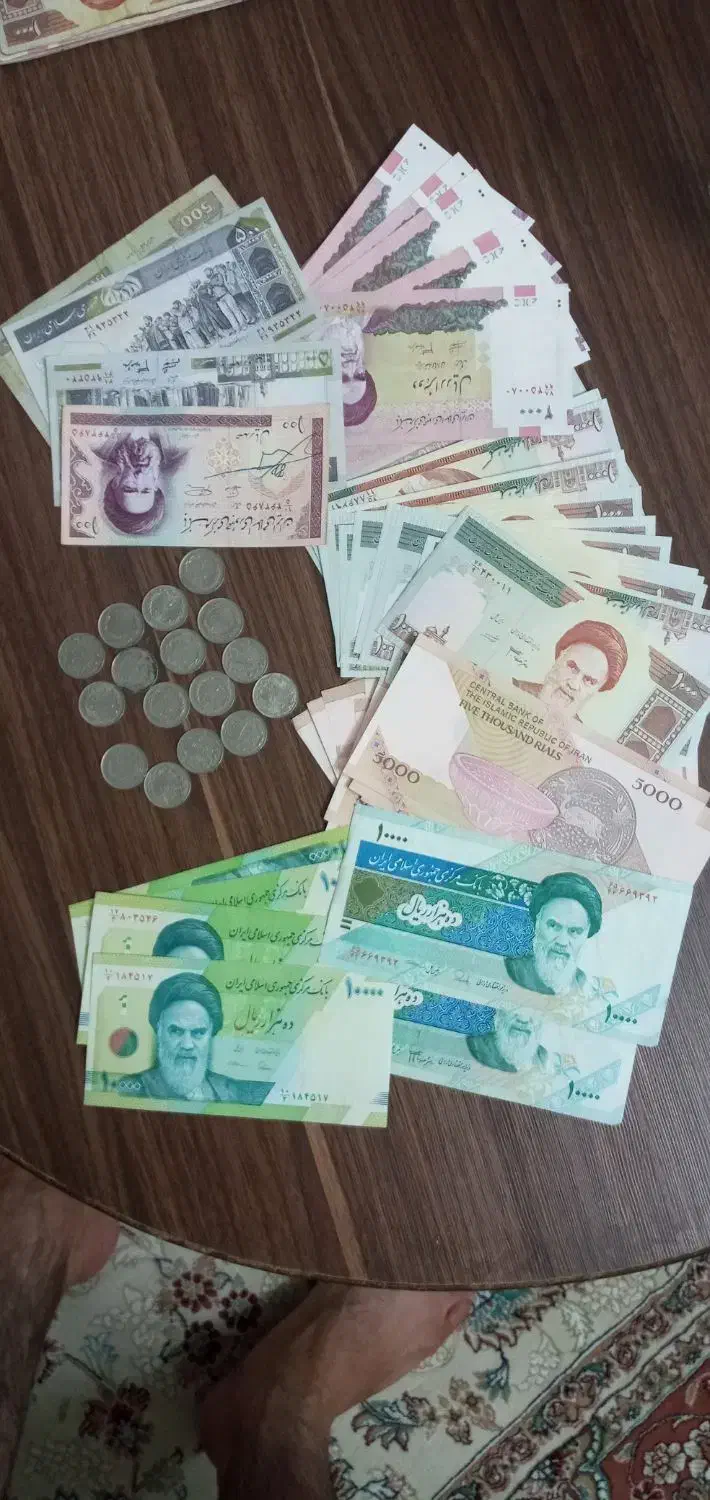انواع اسکناسهای نو  وسکه های مختلف|کلکسیون سکه، تمبر، اسکناس|نیشابور, شهرک قدس|دیوار