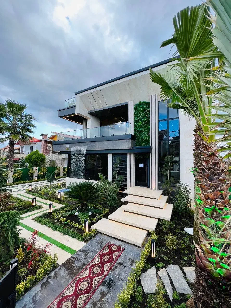 فروش ویلا لاکچری مدارک کامل استخردار ویو بی‌نظیر|فروش خانه و ویلا|چابکسر, |دیوار