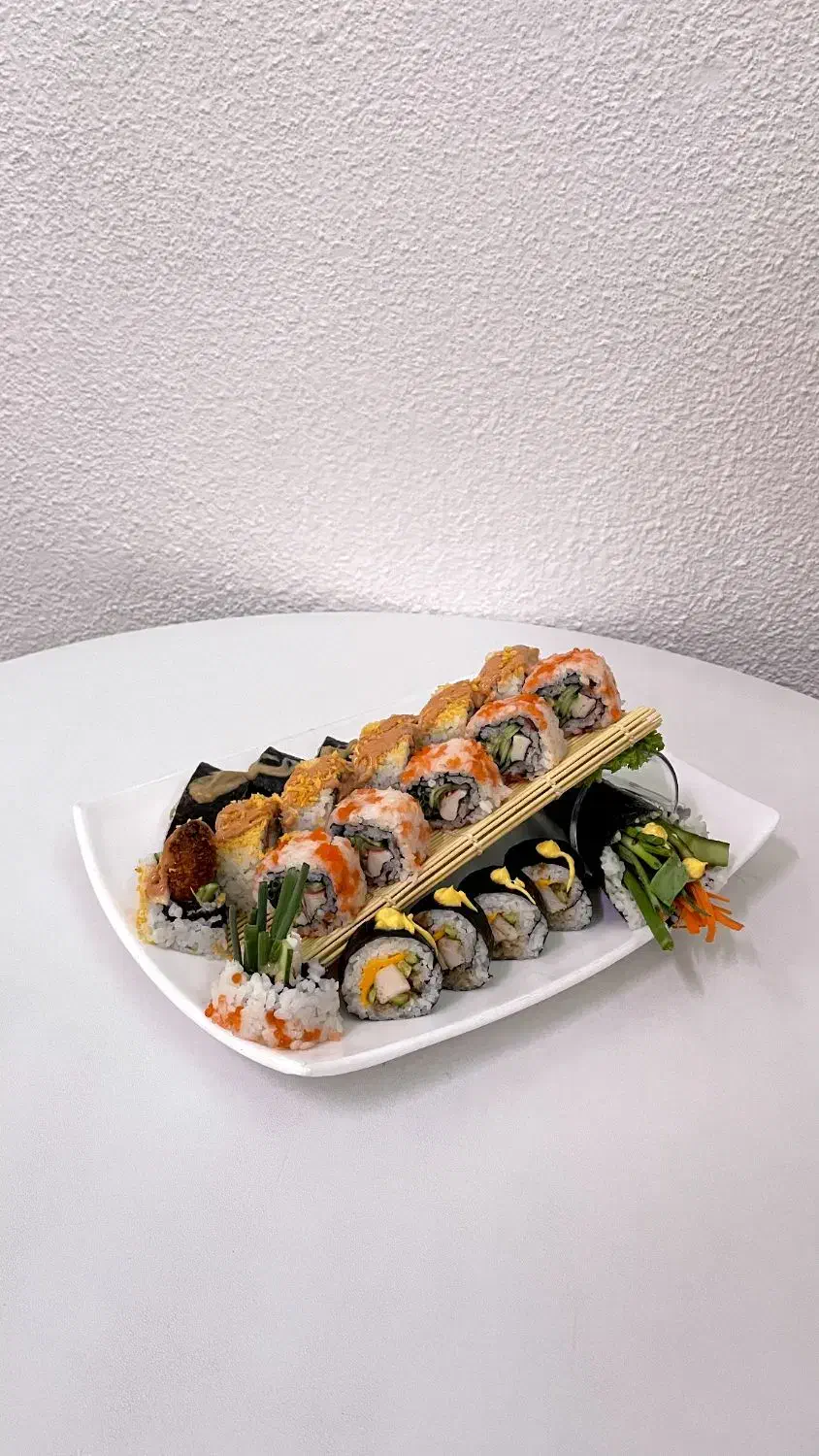 نیروکافه|استخدام خدمات فروشگاه و رستوران|نوشهر, |دیوار