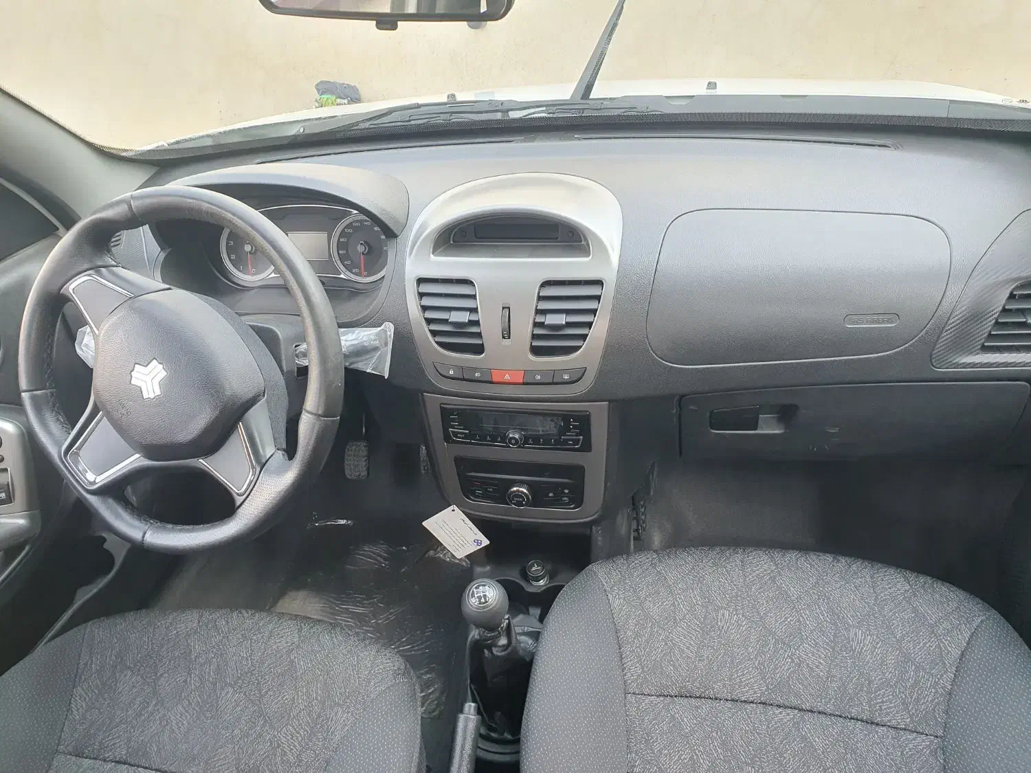 کوییک s مدل ۴۰۲|خودرو سواری و وانت|لاهیجان, گلستان|دیوار