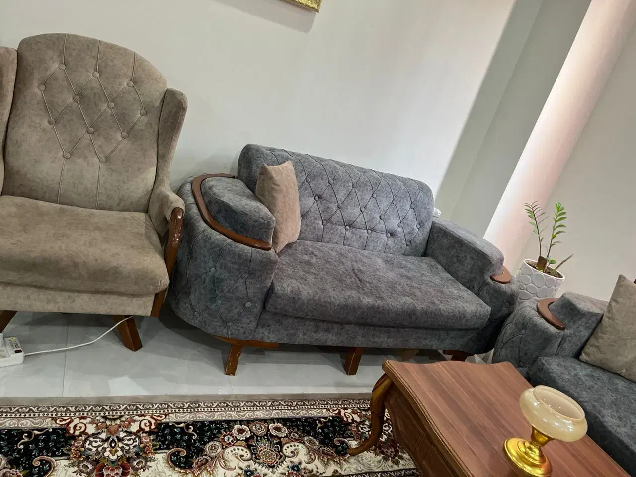 مبل 7 نفره و تاب ریلکسی|مبلمان خانگی و میز عسلی|پیشوا, |دیوار