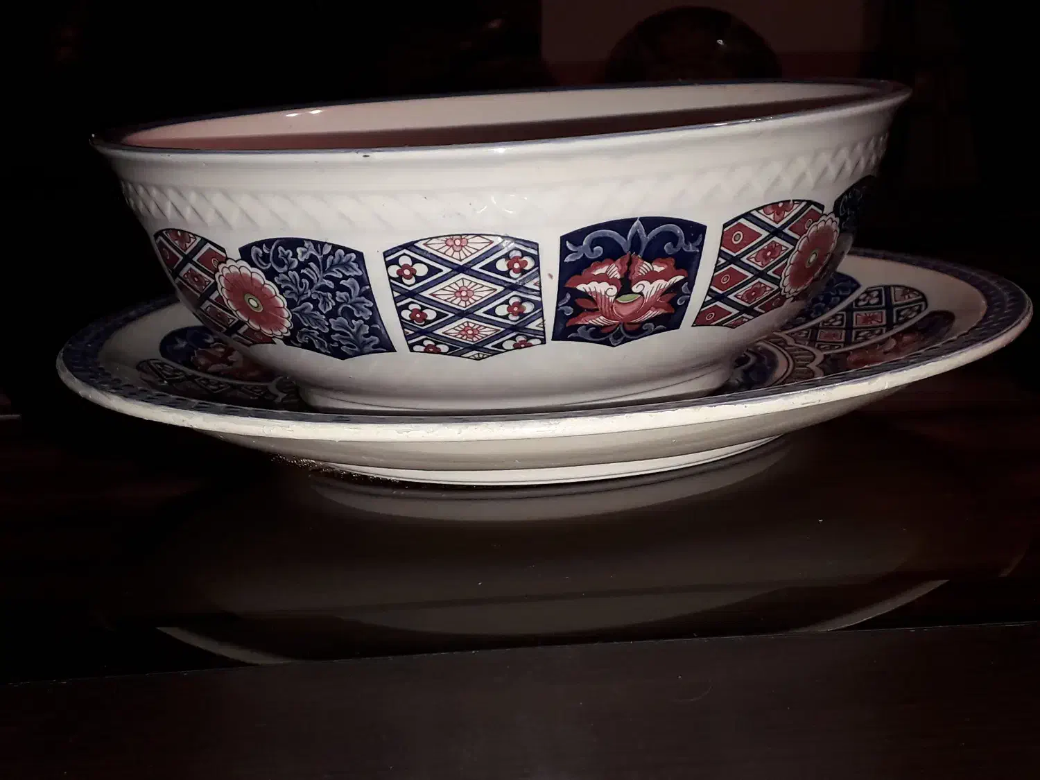 ظروف تزئینی وقدینی در اشپز خانه هم کار برد دارد|صنایع دستی و سایر لوازم تزئینی|شیراز, شهرک گلدشت حافظ|دیوار