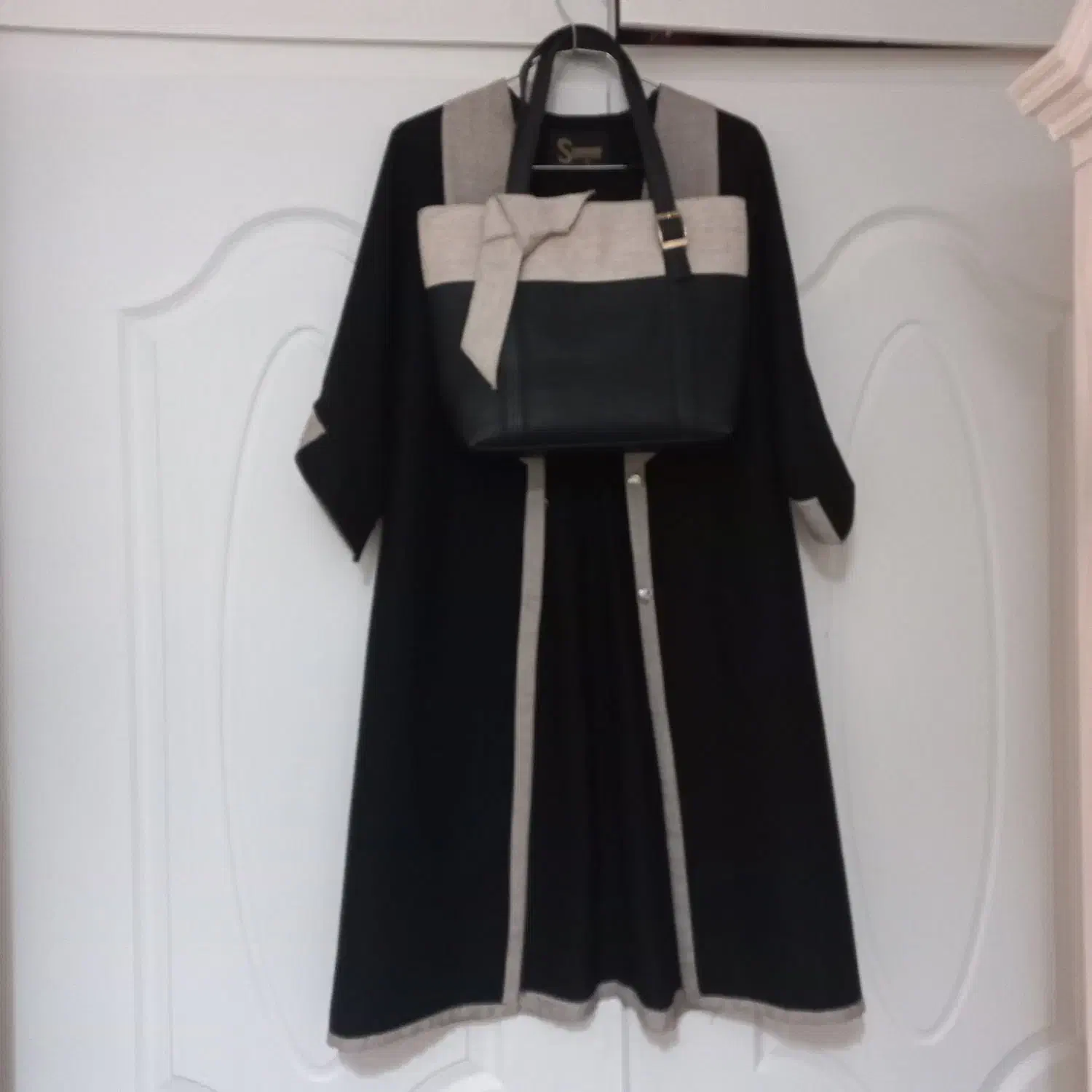 مانتو مجلسی به همراه کیف|لباس|دماوند, گیلاوند|دیوار