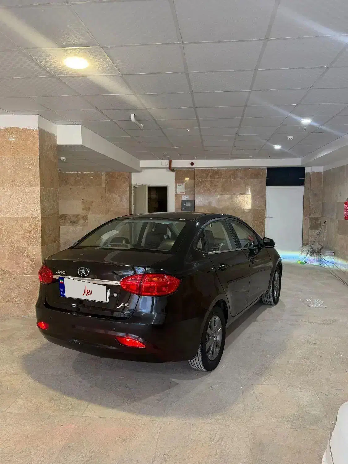 جک j4 مدل۱۴۰۲|خودرو سواری و وانت|کرمان, |دیوار