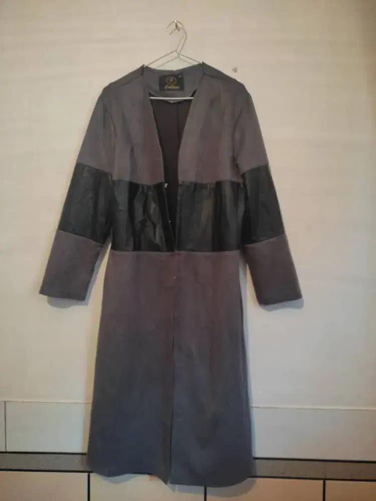 مانتو|لباس|سامان, |دیوار