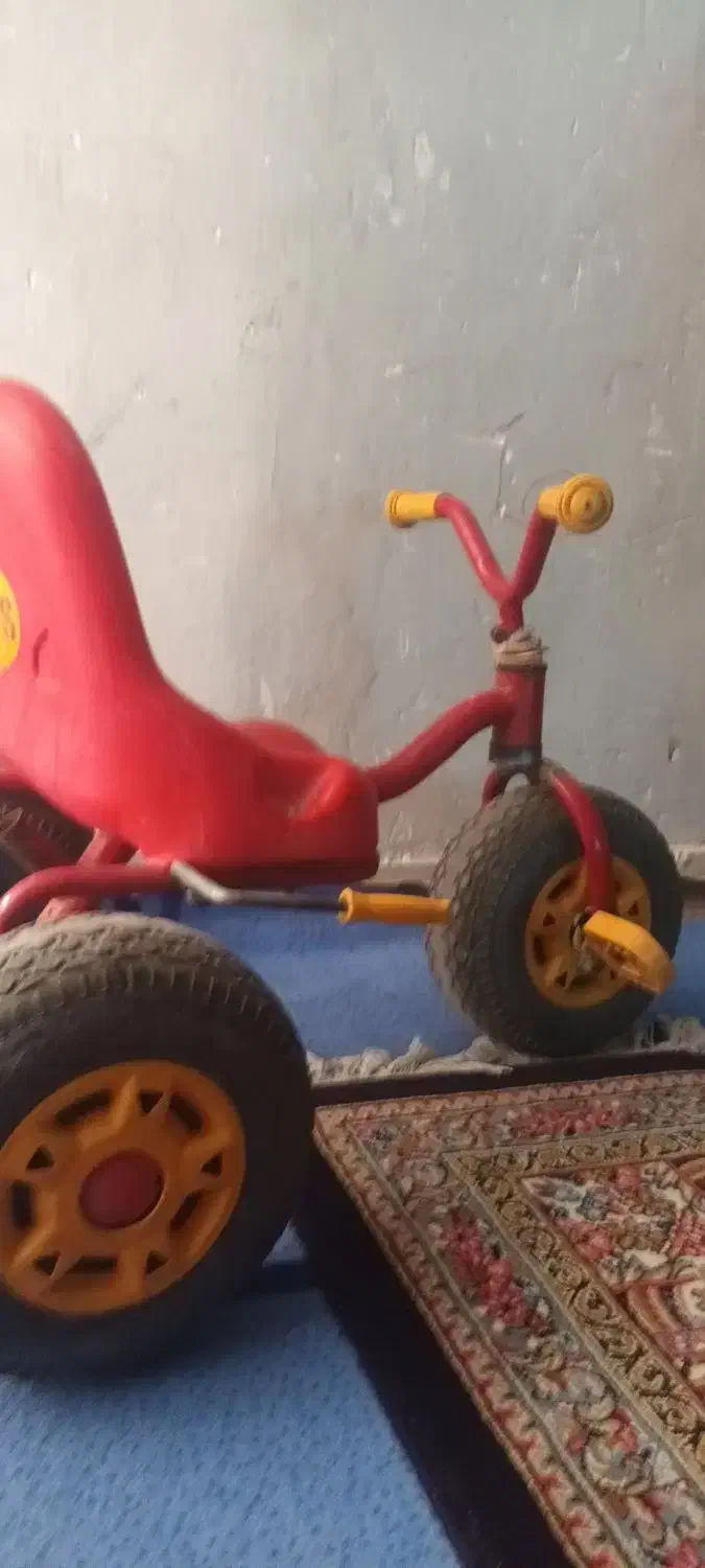 سه چرخه|اسباببازی بچه|قم, شاه ابراهیم|دیوار