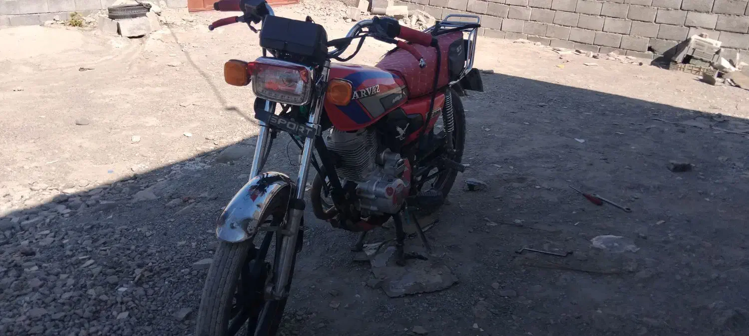 موتورهندا۲۰۰|موتورسیکلت|میناب, |دیوار