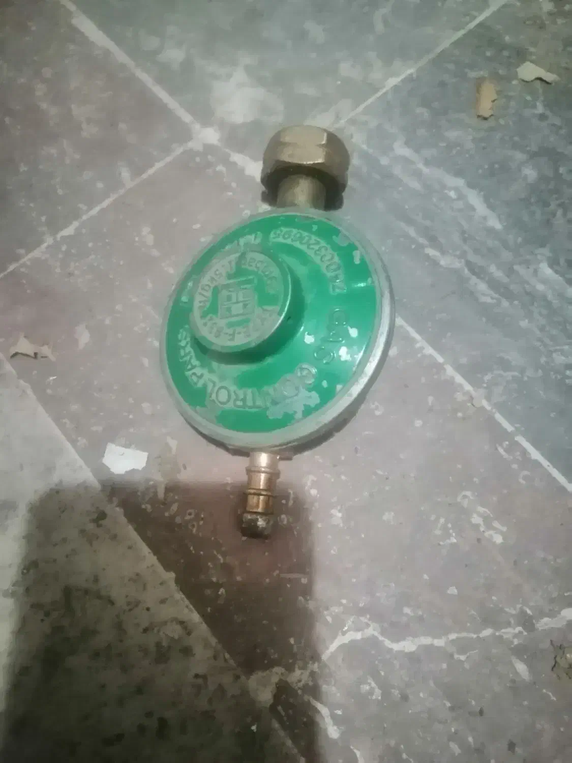 ریگلاتور کپسول گاز|اجاق گاز و لوازم برقی پخت‌وپز|قم, قلعه یزدیها|دیوار