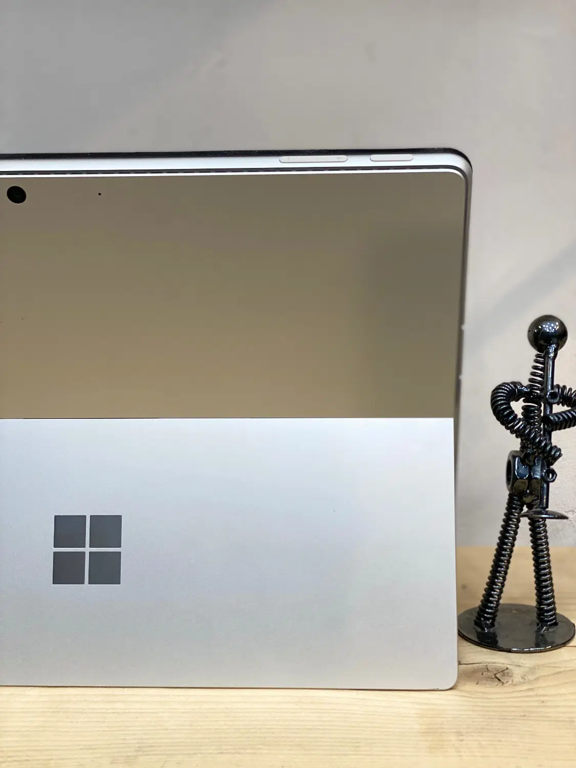 Surface pro 9|رایانه همراه|شیراز, ملاصدرا|دیوار