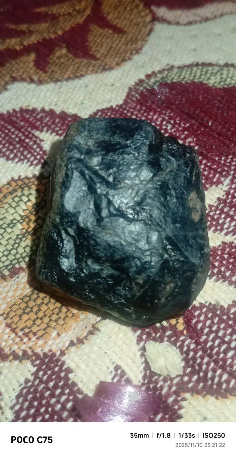 شهاب سنگ وسنگهای باارزش|بدلیجات|بافت, |دیوار