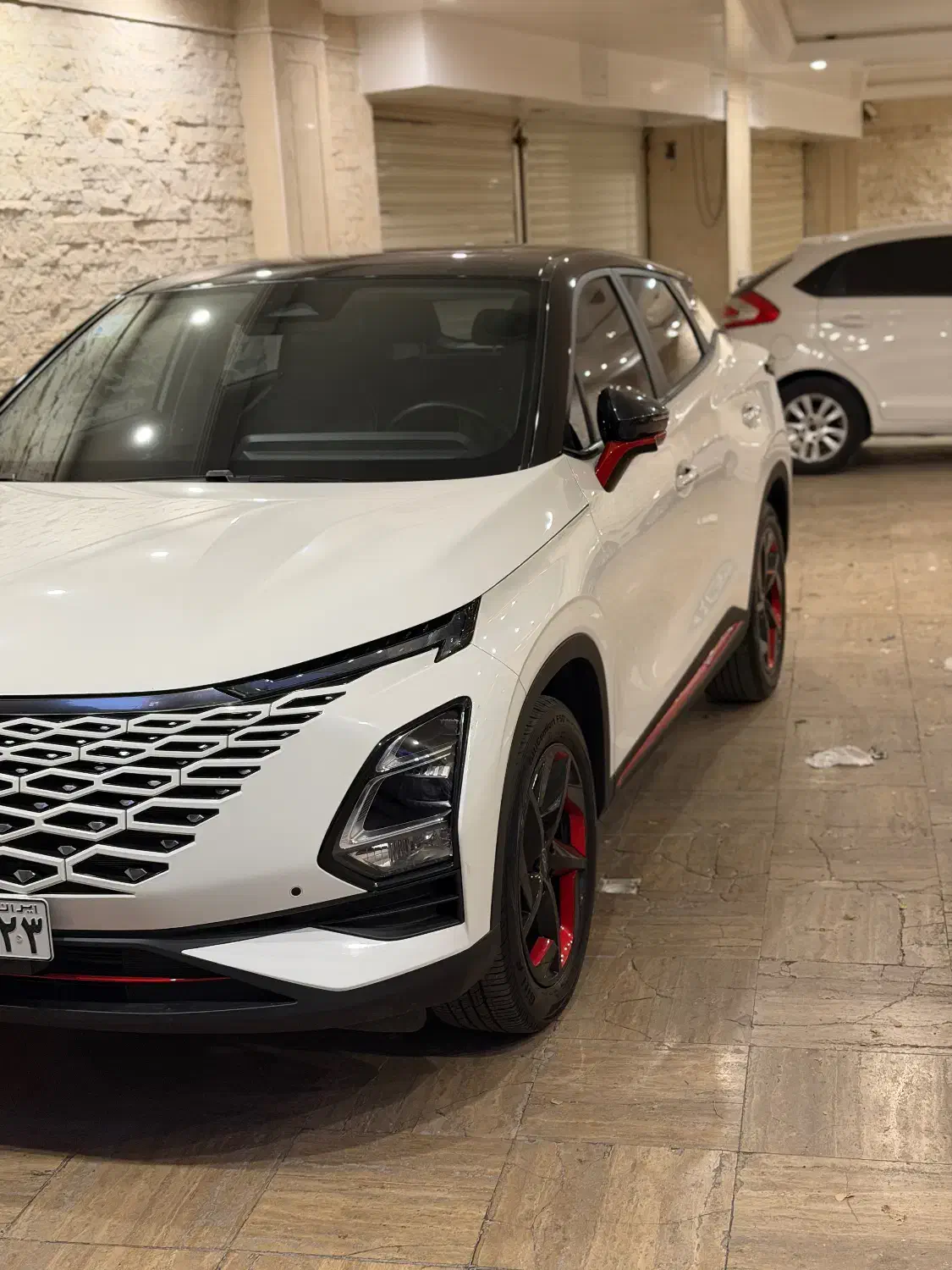 فونیکس fx|خودرو سواری و وانت|قم, چهل درخت‎|دیوار