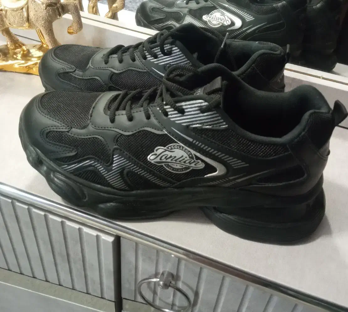 کتونی اسپرت|کیف، کفش، کمربند|شیراز, فرگاز|دیوار