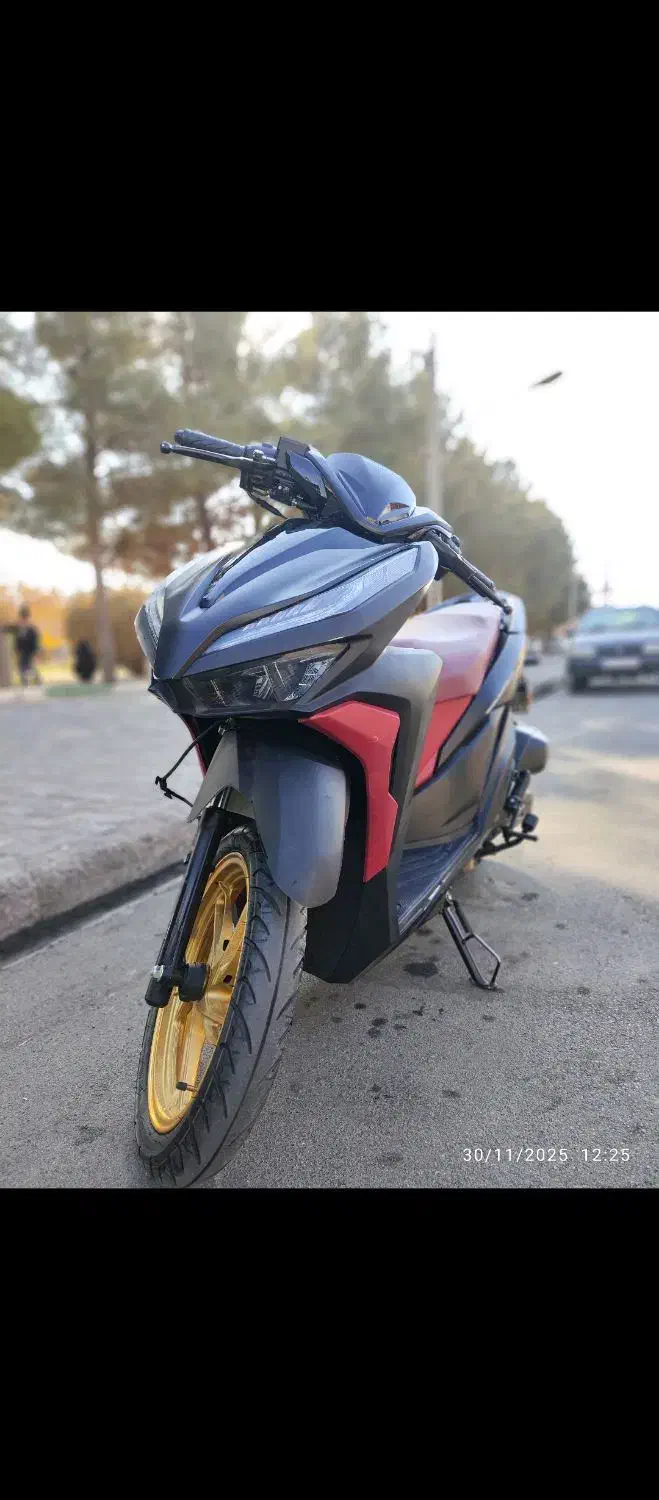 موتور کیلیک|موتورسیکلت|تربت جام, ترکمن ها|دیوار