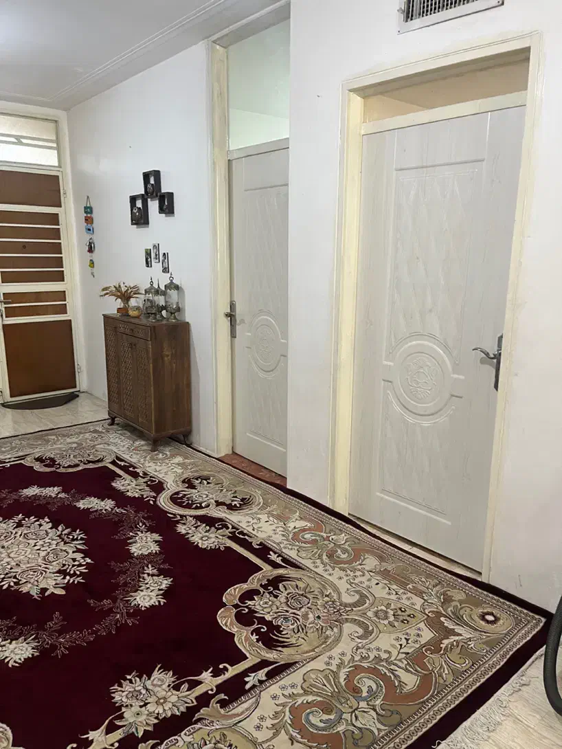 اجاره آپارتمان ۷۰ متری ۲ خوابه طبقه ۱|اجارهٔ آپارتمان|شیراز, شهرک ترکان|دیوار