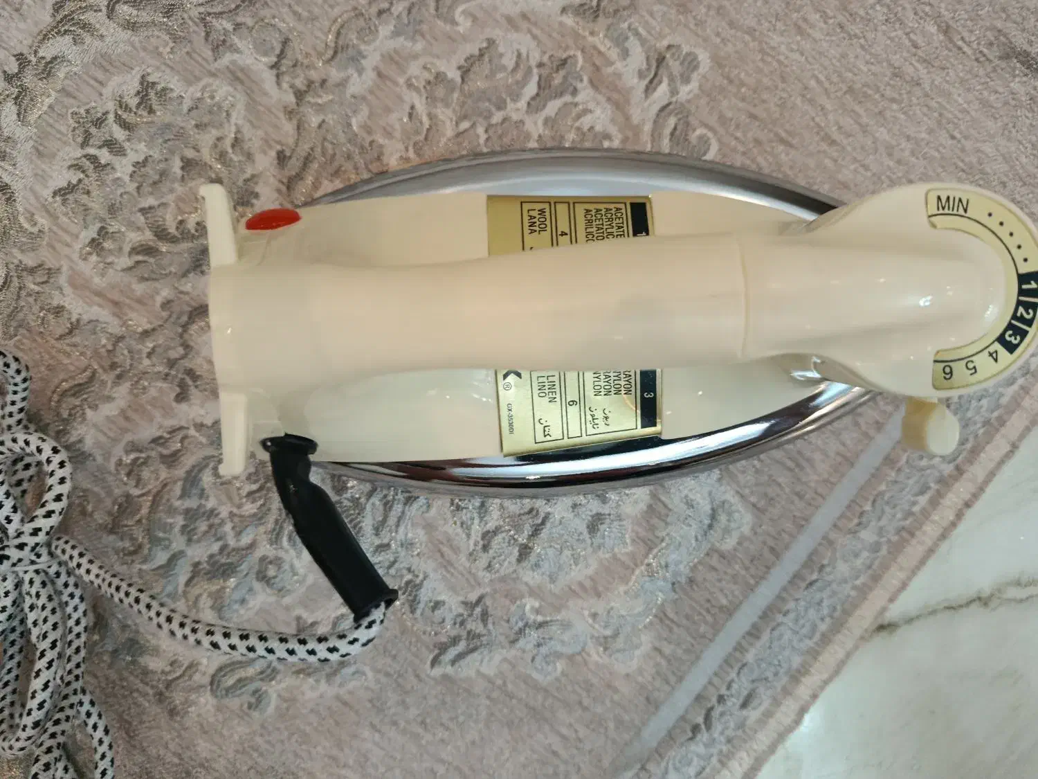 اتو قدیمی نو|اتو و لوازم اتو|کرج, آق تپه|دیوار