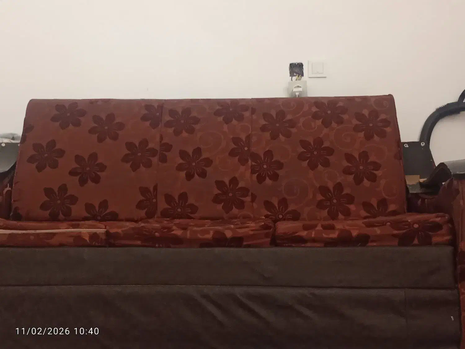 مبل قهوه ای|مبلمان خانگی و میز عسلی|جیرفت, |دیوار