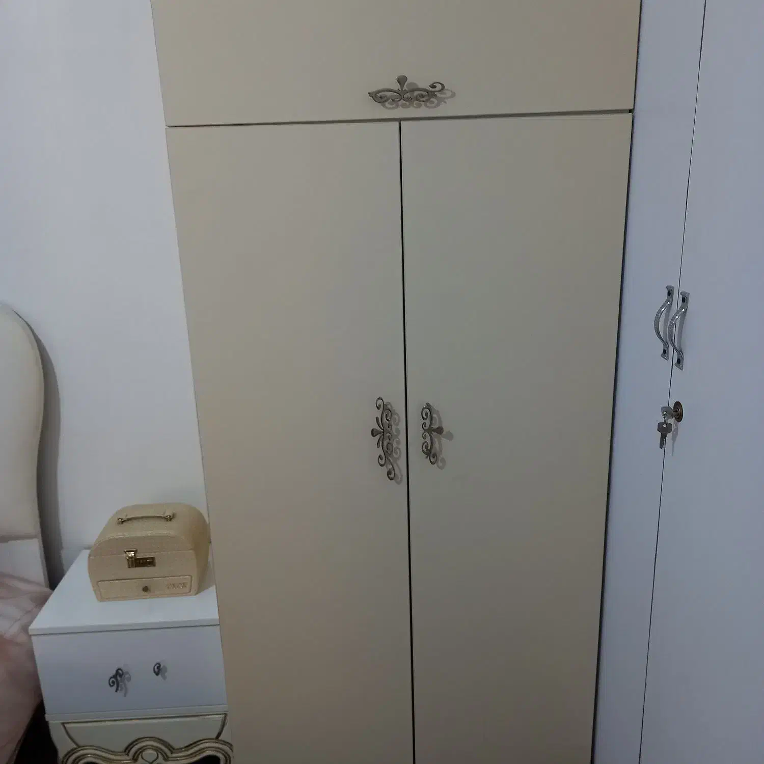 کمد وسرویس خواب|تخت و سرویس خواب|شهریار, رضی آباد بالا|دیوار