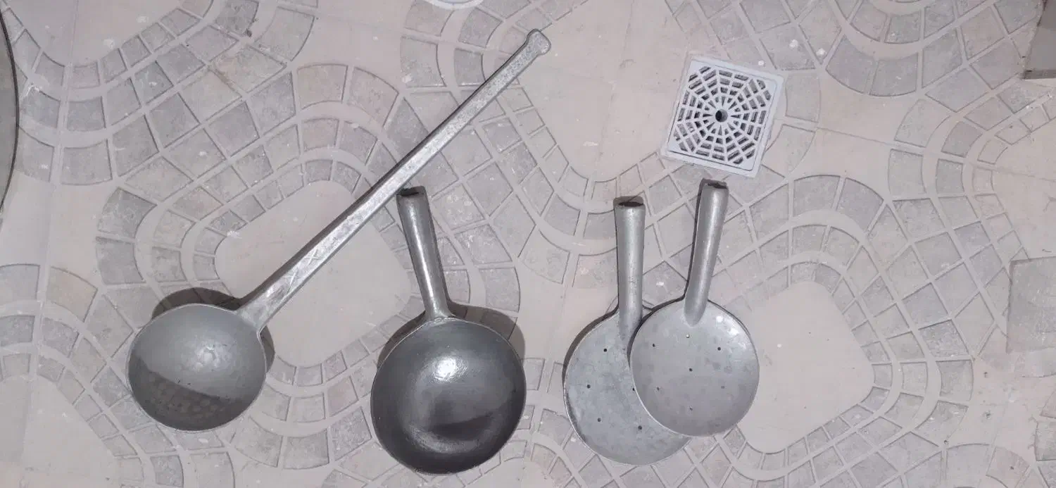 فروش ملافه و کف گیر بزرگ|ظروف پخت‌وپز|کازرون, |دیوار