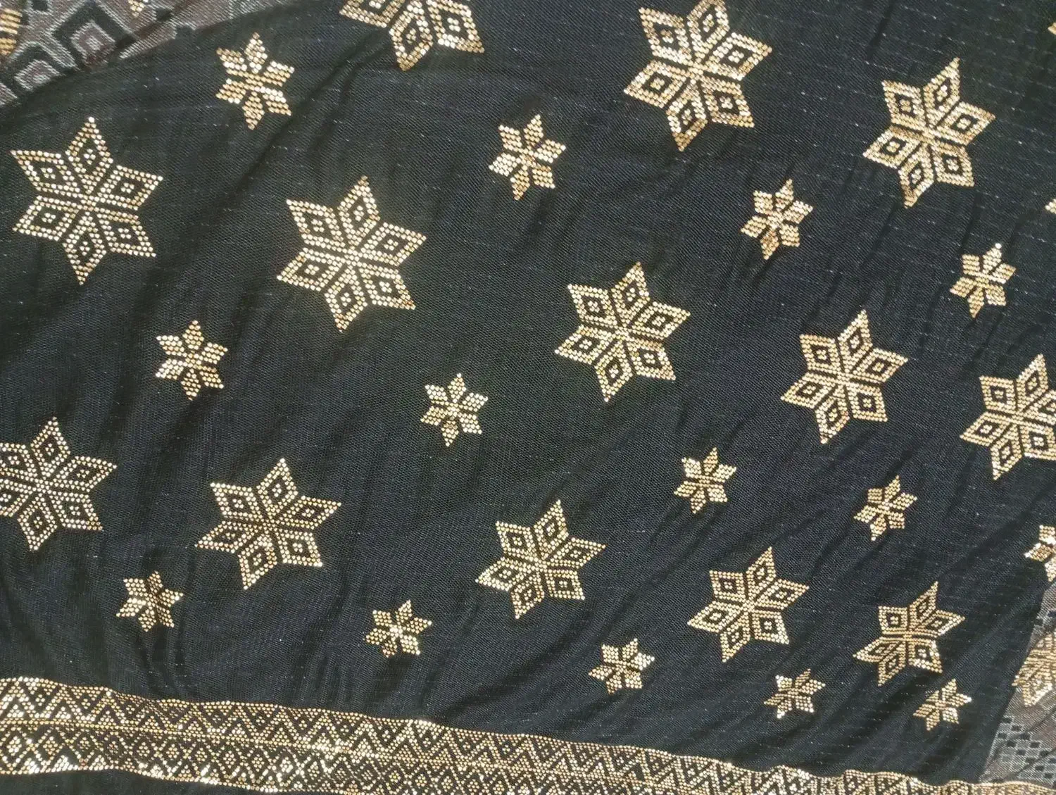 جلبیل خوسی|لباس|بندرعباس, |دیوار